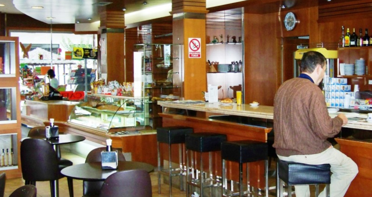 Cafetería Panadería Vázquez II – AECA | Asociación de Empresarios da  Comarca de Arzúa