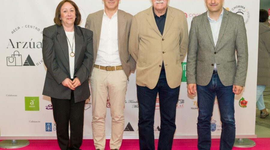 LA XUNTA COLABORA EN EL II DESFILE DE MODA ORGANIZADO POR EL CCA ARZÚA – AECA